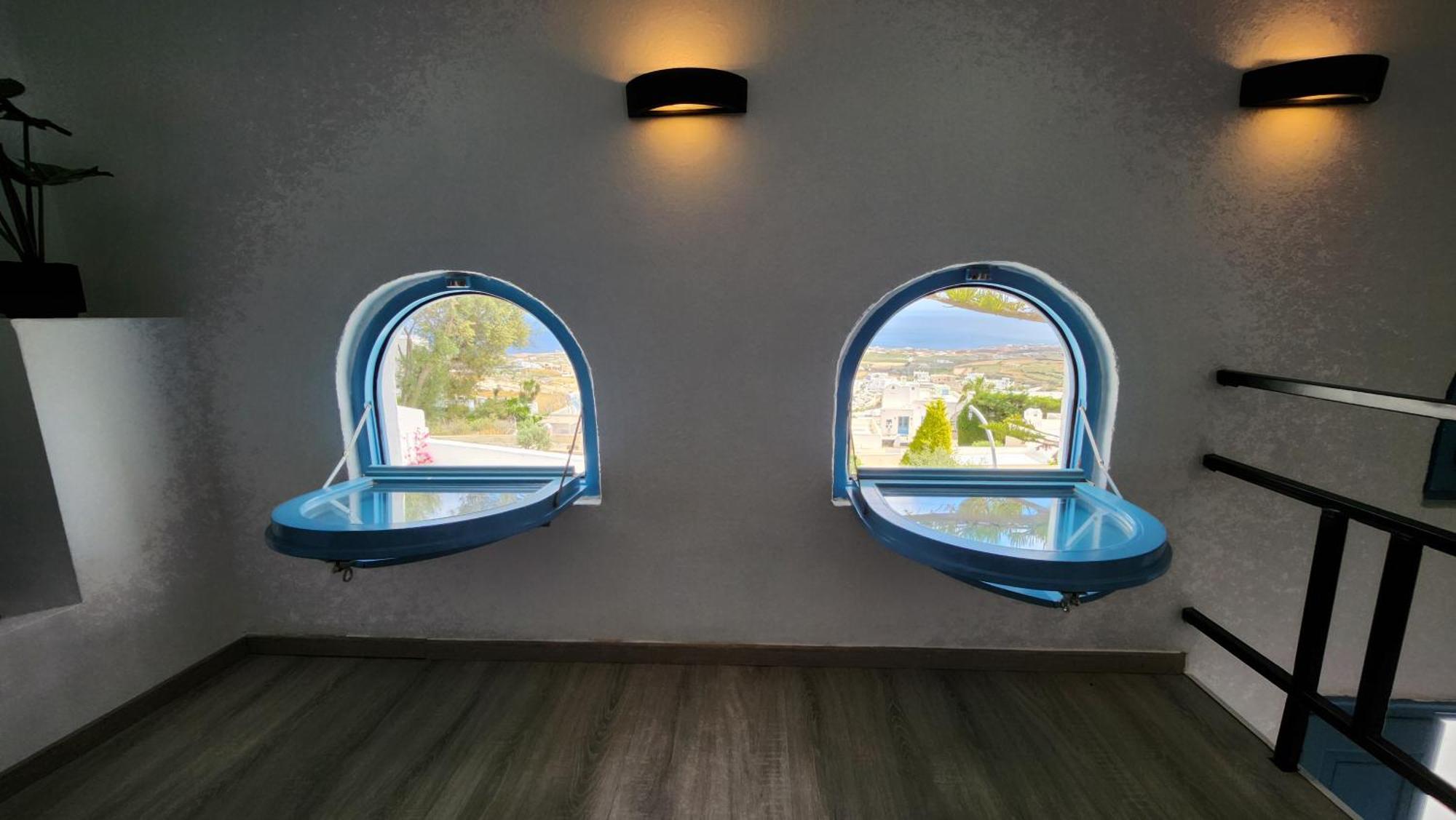 Euphoria Suites & Deluxe Studios Fira  Eksteriør bilde