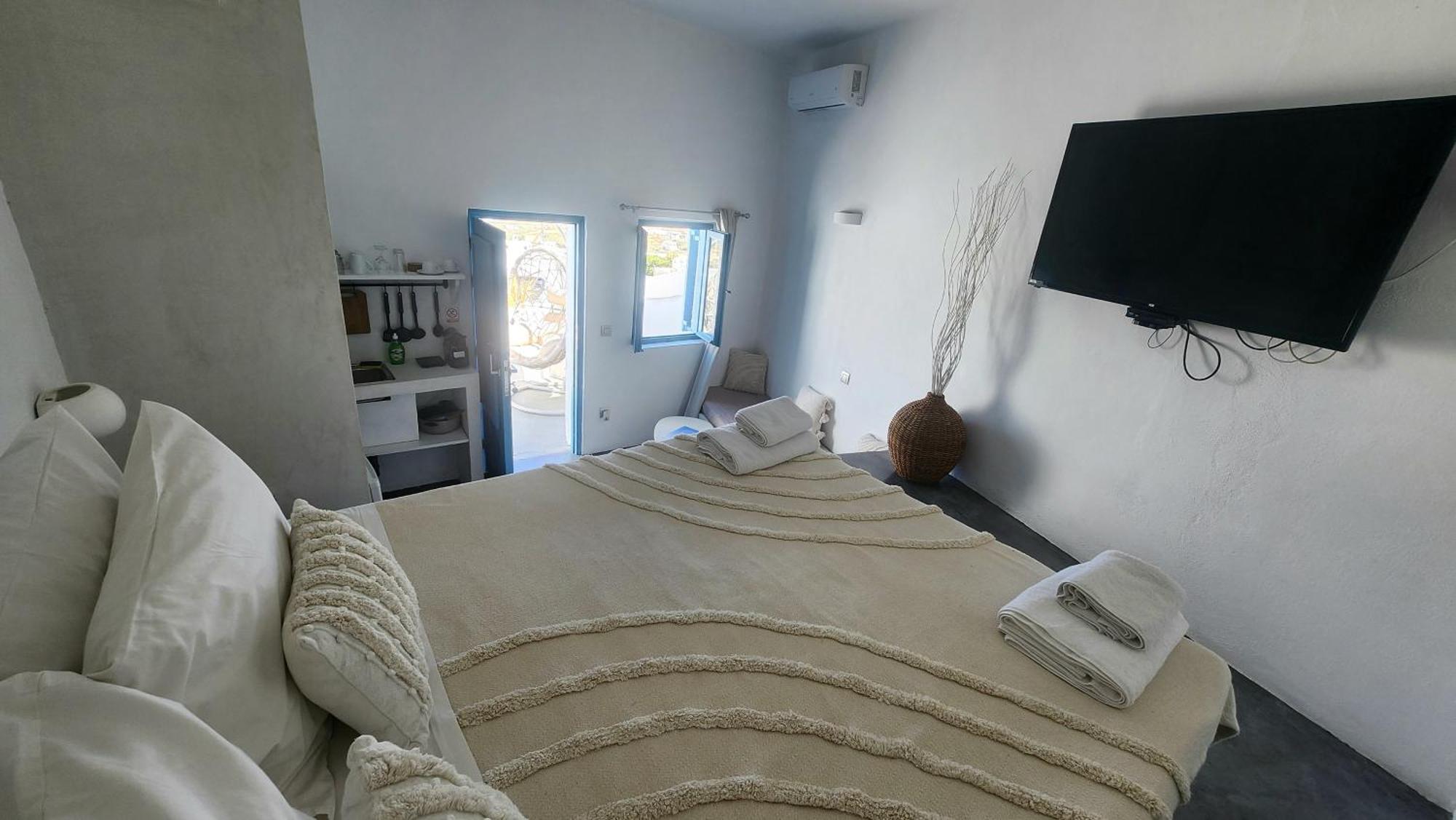 Euphoria Suites & Deluxe Studios Fira  Eksteriør bilde