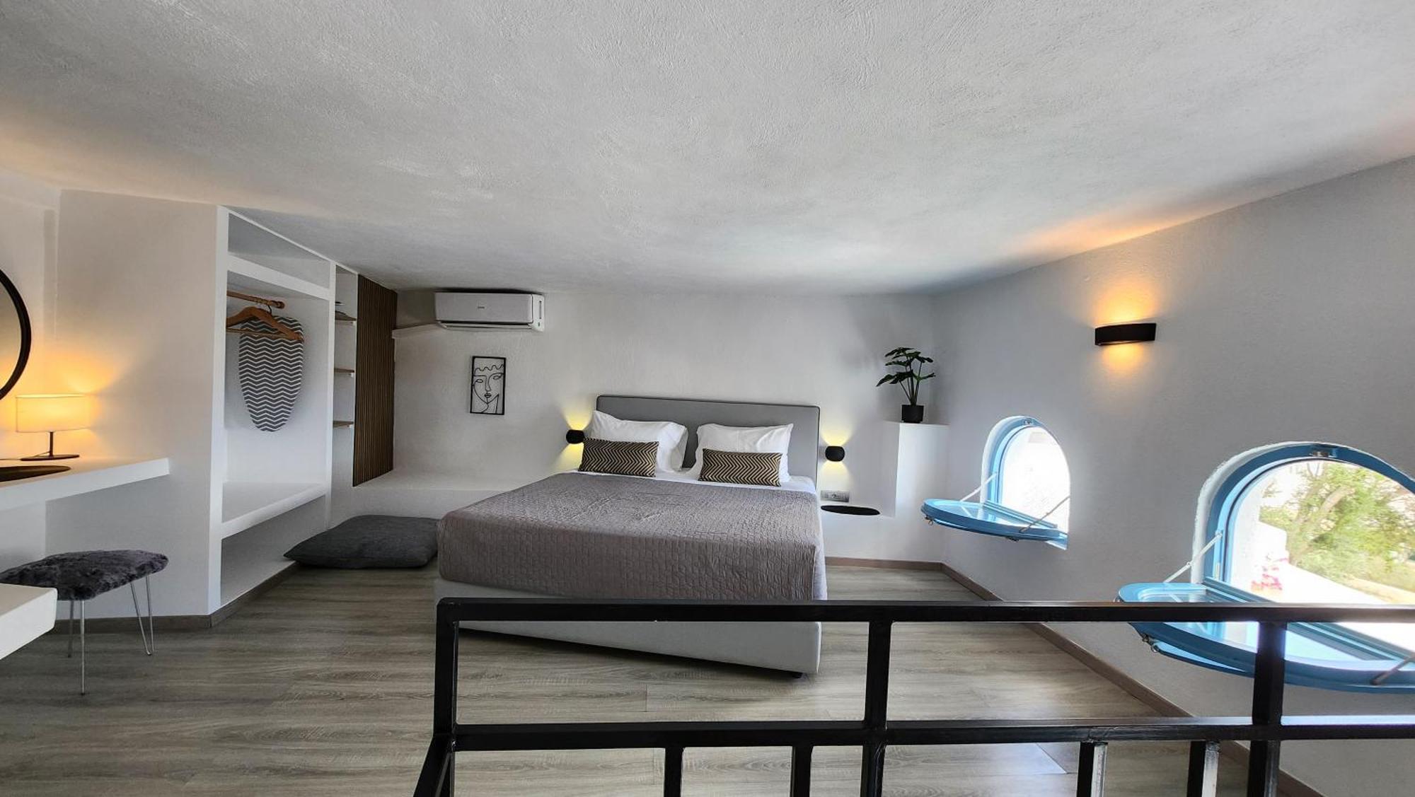 Euphoria Suites & Deluxe Studios Fira  Eksteriør bilde