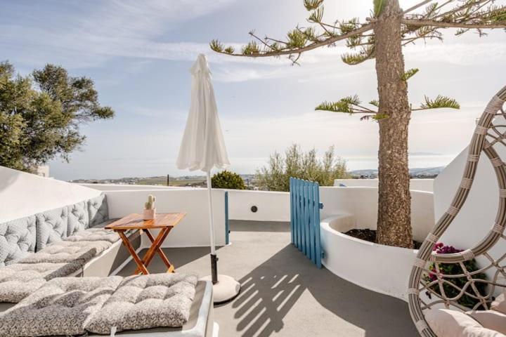 Euphoria Suites & Deluxe Studios Fira  Eksteriør bilde