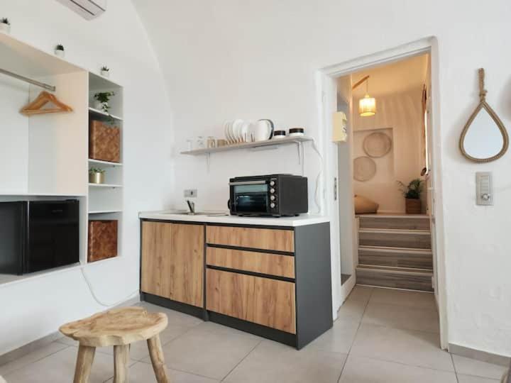 Euphoria Suites & Deluxe Studios Fira  Eksteriør bilde