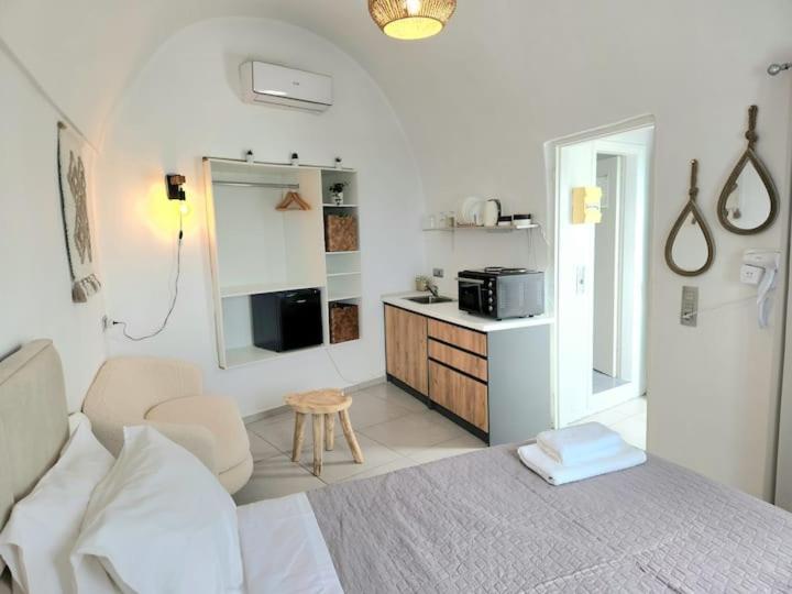 Euphoria Suites & Deluxe Studios Fira  Eksteriør bilde