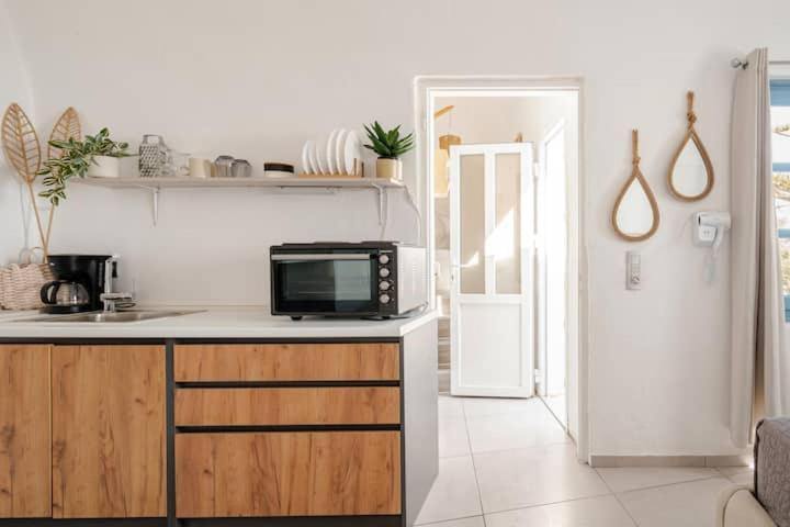 Euphoria Suites & Deluxe Studios Fira  Eksteriør bilde